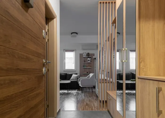 Luxury Apartment Adrianna
